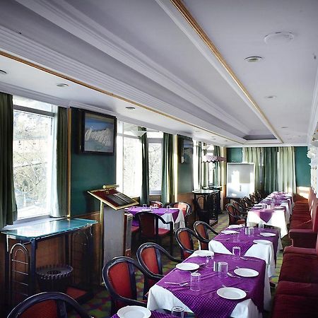 שימלה Oyo 8917 Hotel Crystal Palace מראה חיצוני תמונה
